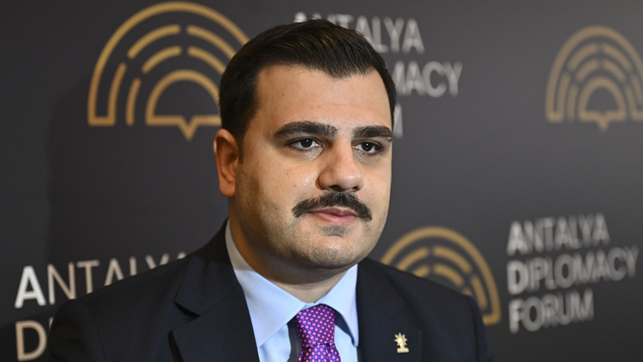 AK Parti'li Eyyüp Kadir İnan’dan Özgür Özel'e sert yanıt