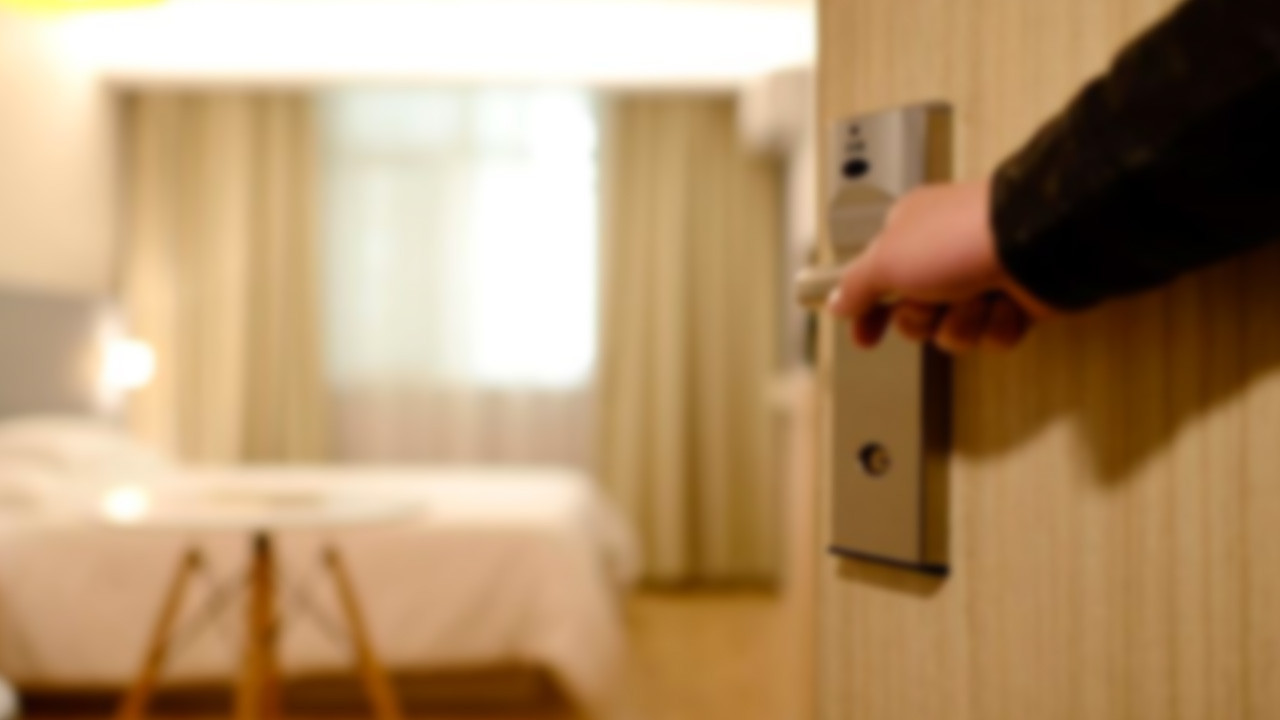 Fatih'te Hollanda vatandaşı 2 çocuk otelde ölü bulunmuştu! Sebebi belli oldu, 5 tutuklama