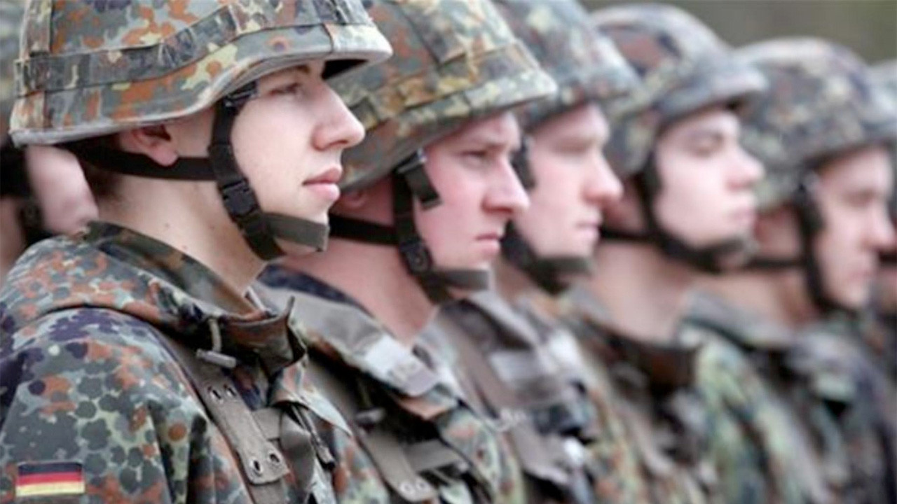 Alman ordusu tepeden tırnağa değişiyor en az 460 bin asker