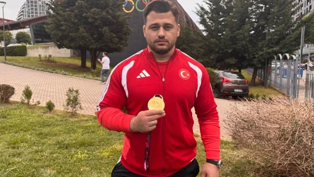 Rıza Kayaalp: Kolay olmayanı yapmak biz Türklerin işidir