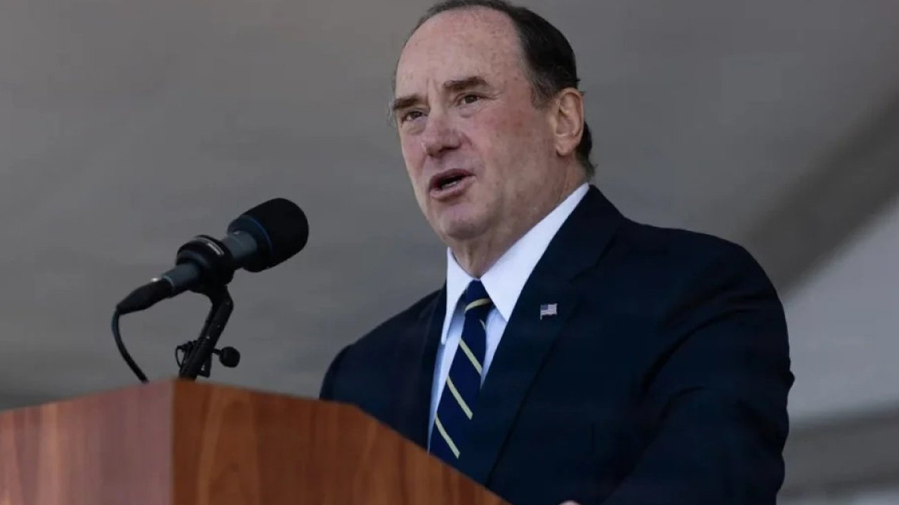 ABD Donanma Sekreteri Phelan görevinden ayrıldı