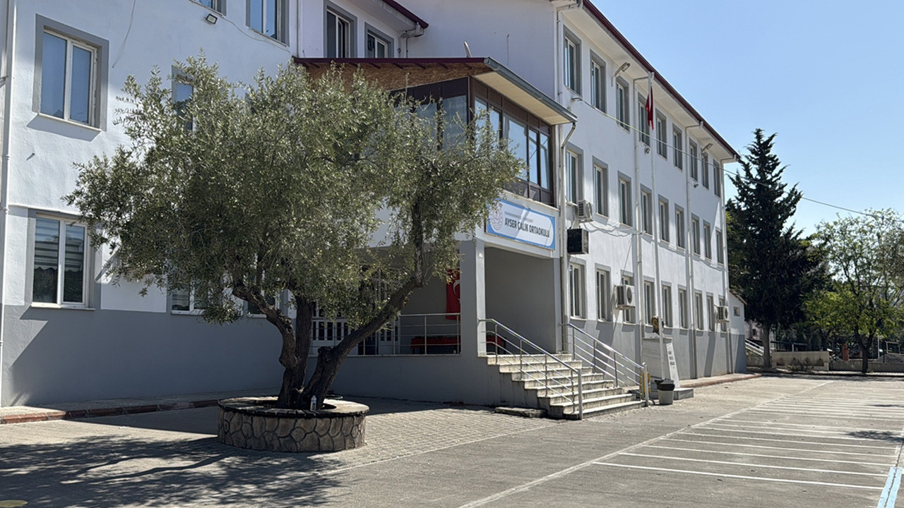 Kahramanmaraş'taki okula saldırıdan saklanarak kurtulan öğrenci 23 Nisan'ı buruk karşılıyor