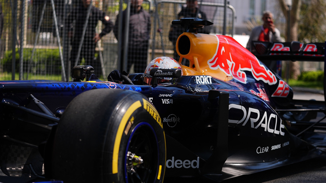 Formula 1 Türkiye'ye dönüyor! Cumhurbaşkanı Erdoğan detayları açıkladı