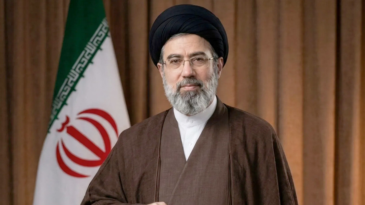 Mücteba Hamaney iddiası! İran'ı generaller yönetiyor Hamaney estetik olup...