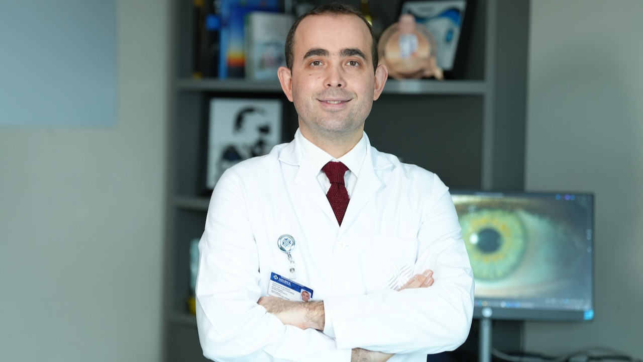 Medipol’den basit çözüm! Lazer göz cerrahisinde kişiye özel planlama ile kalıcı çözüm