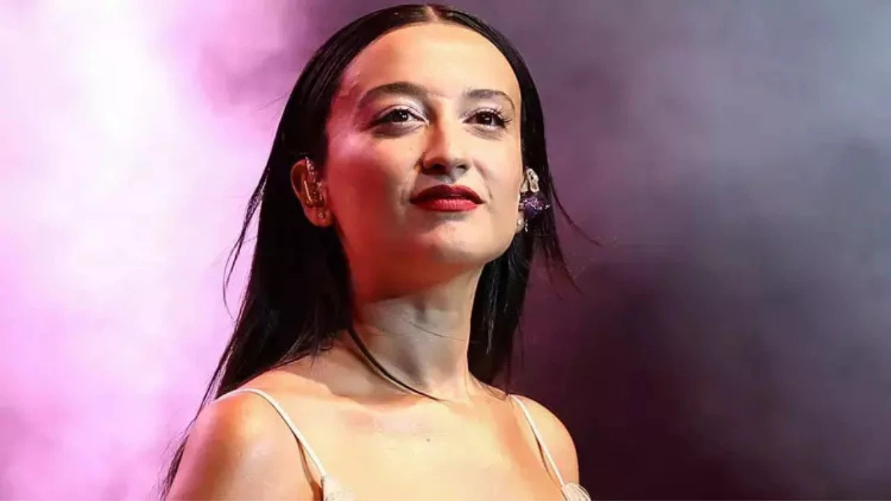 Melike Şahin'den doğum gününe özel imaj değişimi!