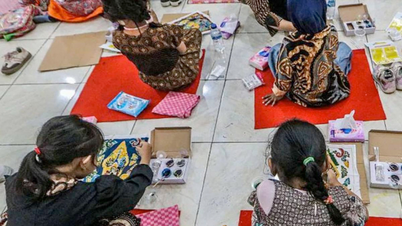 İşkence kreşi kan dondurdu! Çocukların ağızlarını bantlayıp işkence etmişler