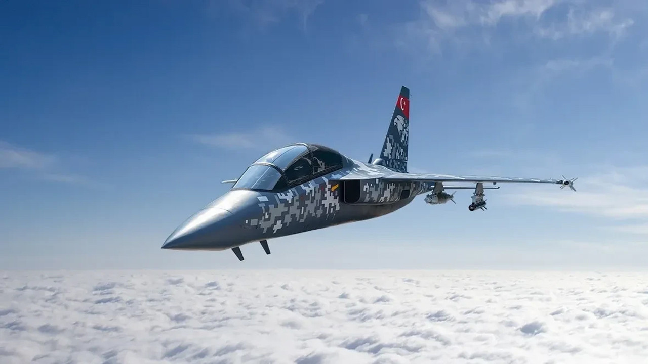 Yerli HÜRJET projesinde sevindiren gelişme! İmzalar Madrid'te atıldı