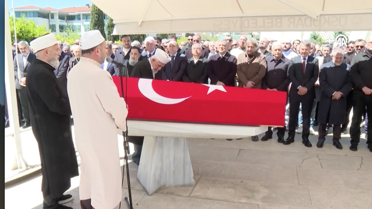 AK Parti eski milletvekili Mustafa Açıkalın son yolculuğunu uğurlandı