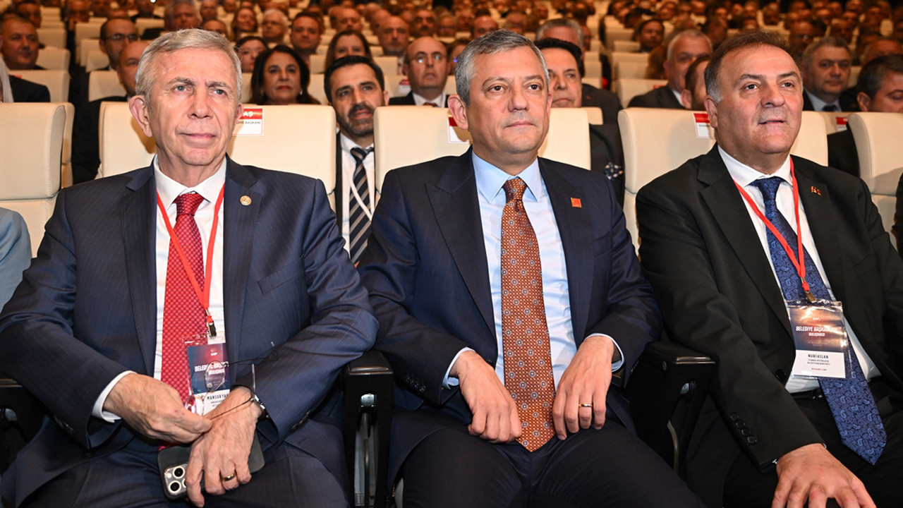 Özgür Özel basına kapalı toplantıda söyledi: Derin devlet bizi sınıyor