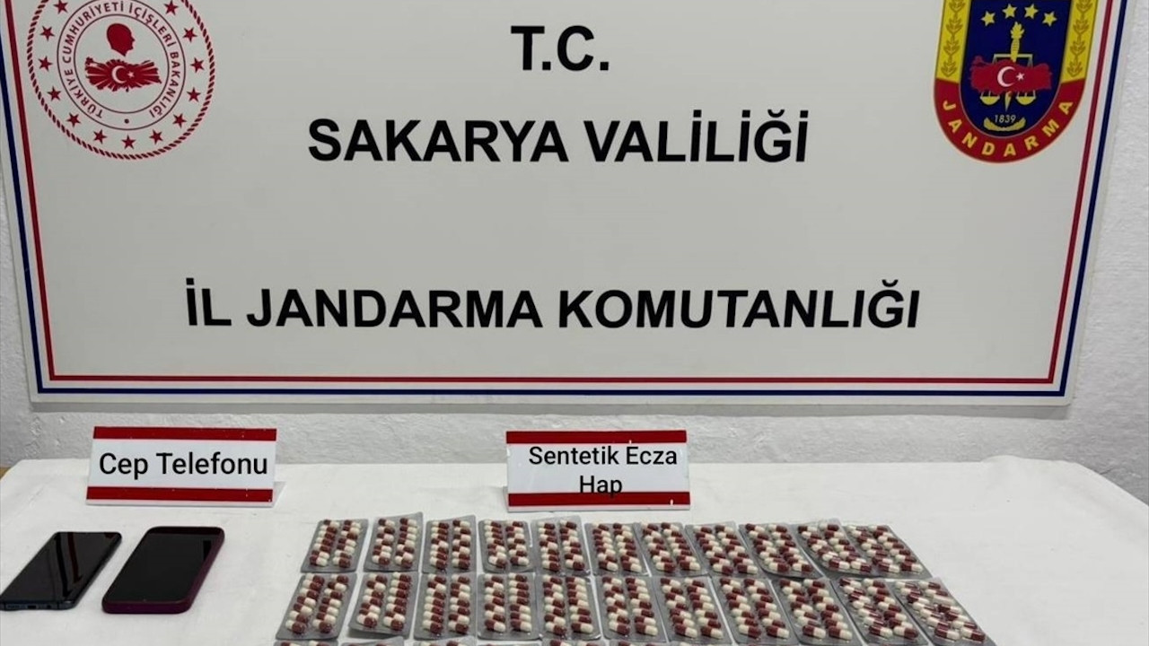 Sakarya'da uyuşturucu operasyonu: 5 kişi gözaltına alındı