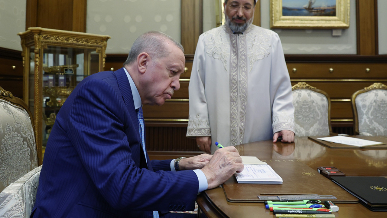 Cumhurbaşkanı Erdoğan, Türkiye Diyanet Vakfına kurban bağışında bulundu