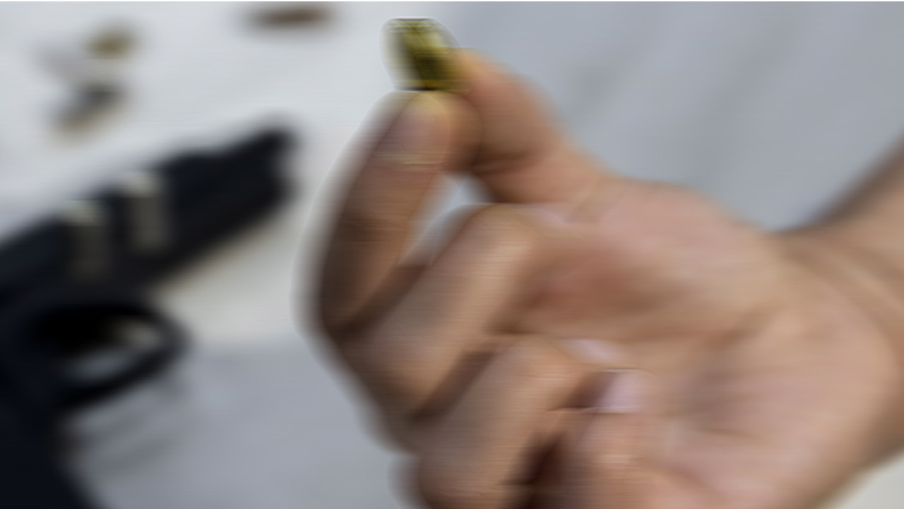 İstanbul'da bir iş yerine zarf içerisinde bıraktılar