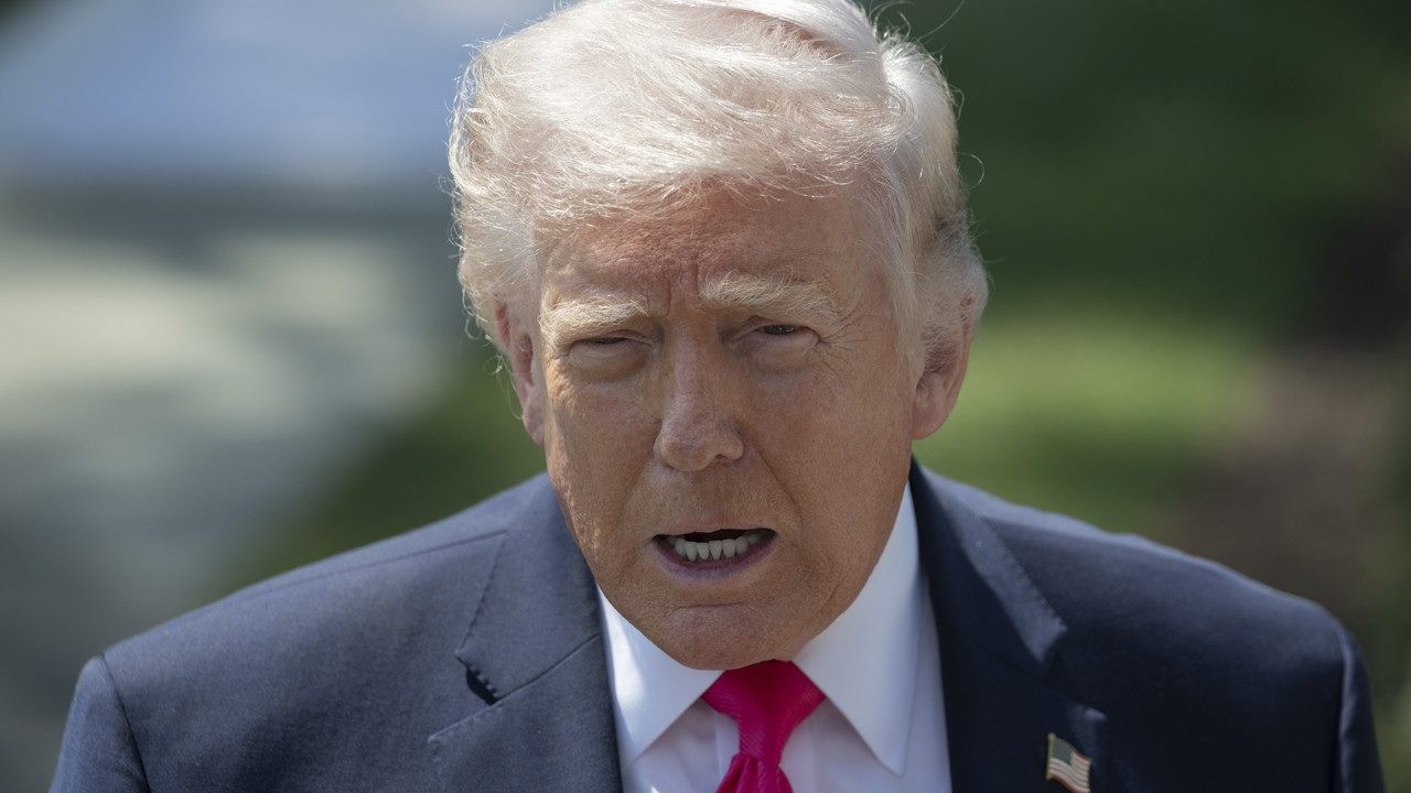 ABD Başkanı Donald Trump'tan İran'a eleştiri