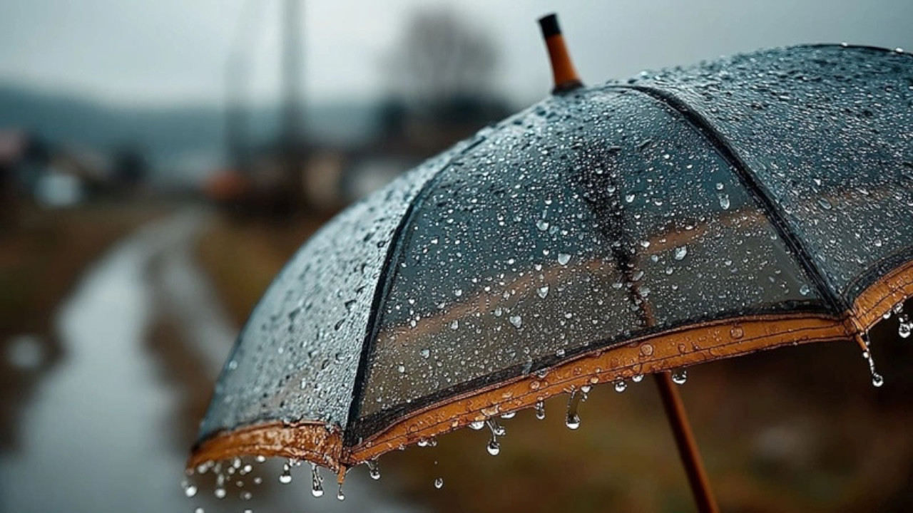 İstanbul dahil birçok il için sağanak uyarısı! Meteoroloji Genel Müdürlüğü saat verdi