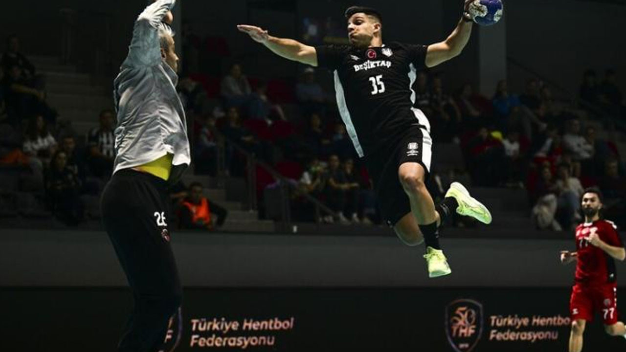 Hentbol Ardventure Erkekler Süper Lig'de Beşiktaş, şampiyonluğa ulaştı