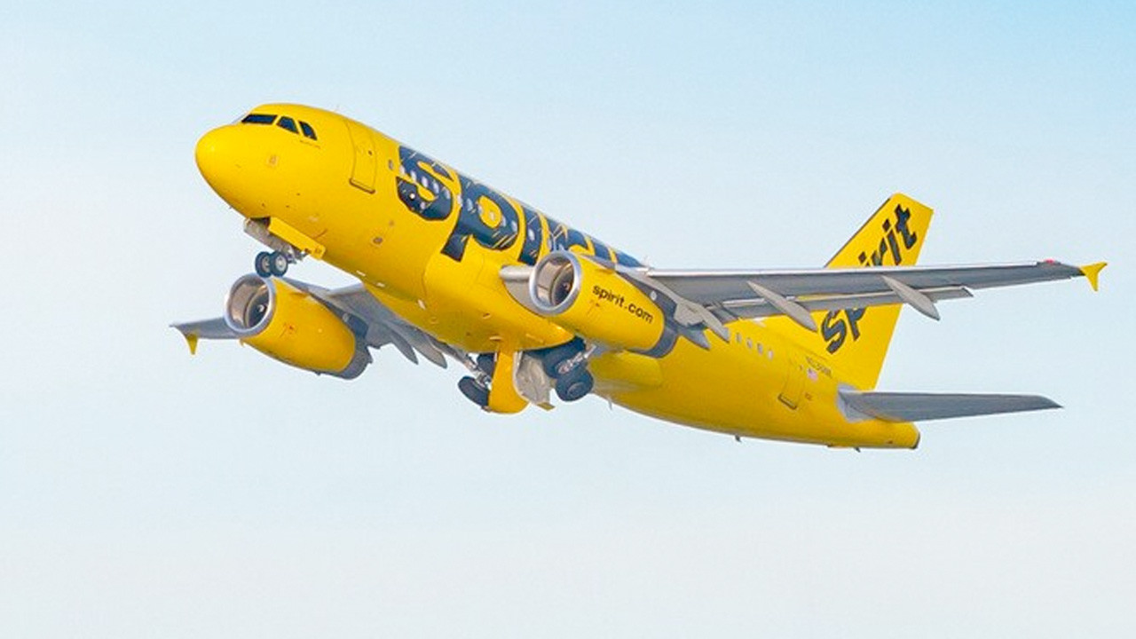 Hürmüz krizi ABD'yi sarstı hava yolu şirketi Spirit Airlines faaliyetlerini durdurdu