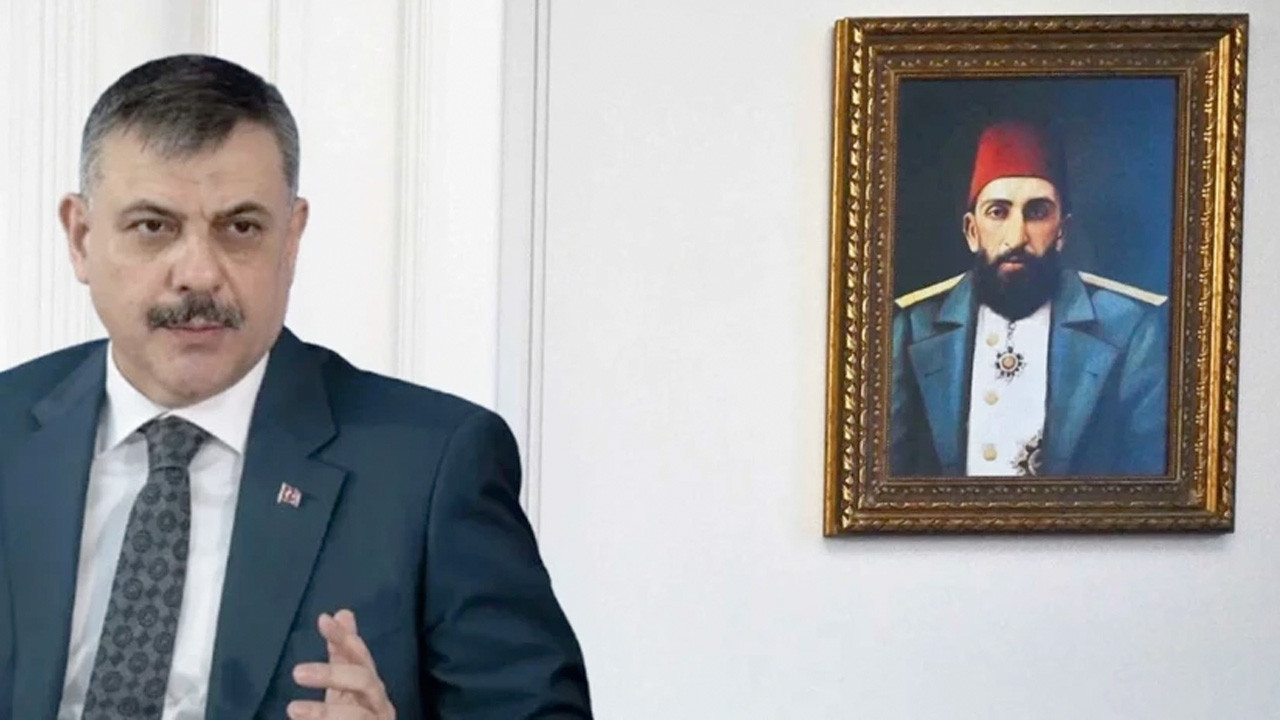 Mustafa Çiftçi'den 2. Abdulhamit tablosu açıklaması: Maneviyatı da üzerimizde olsun istedim