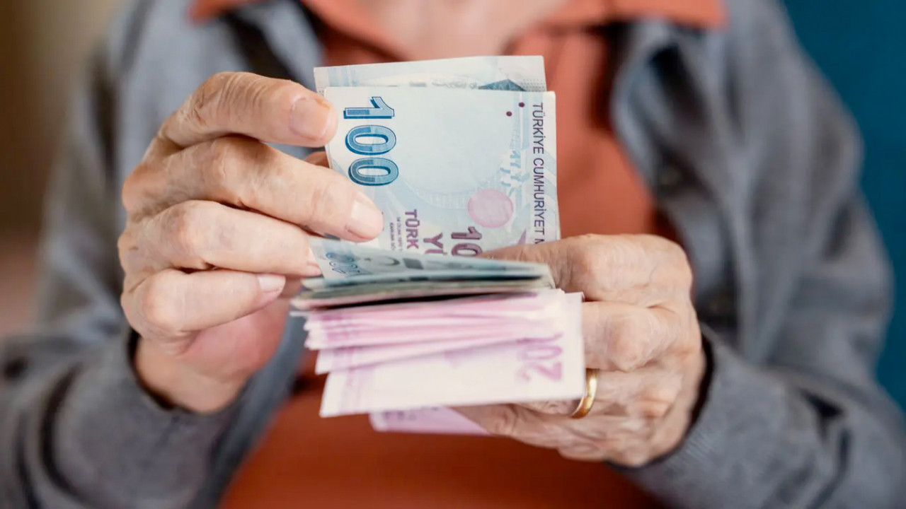 Emekli ve memur Temmuz 2026 zammı sürpriz şekilde arttı! 4 aylık zamma bakın