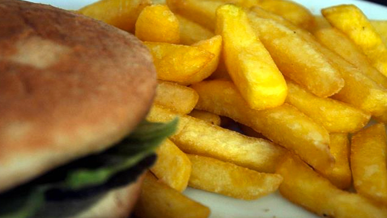 Dev fast food zinciri çöktü! 729 restoranını daha kapatıyor