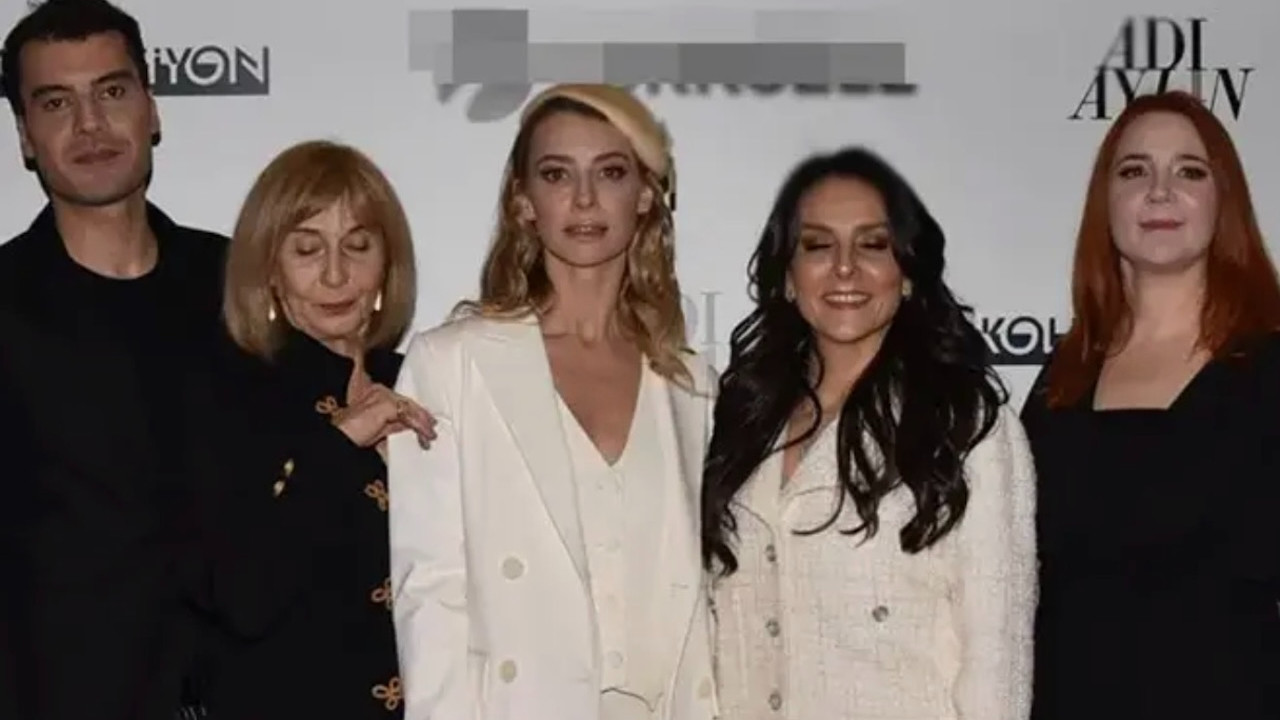 Ayşe Kulin'den Tuba Ünsal'ın müzikaline yıllar sonra sert çıkış