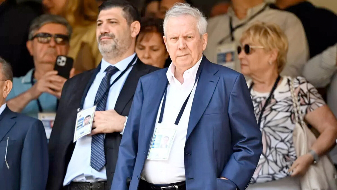 Seçim öncesi transfer bombası! Aziz Yıldırım iki efsane golcü için düğmeye bastı