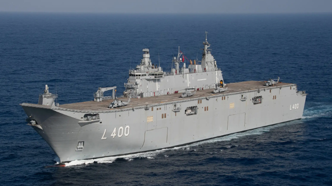 TCG Anadolu, SAHA 2026 kapsamında İstanbul'da vatandaşların ziyaretine açıldı