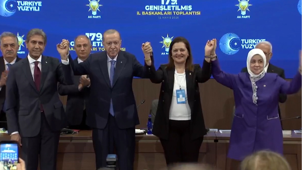 Burcu Köksal ve Veysel Topçu AK Parti'ye katıldı! Cumhurbaşkanı Erdoğan: Afyonkarahisar için birlikte çalışacağız