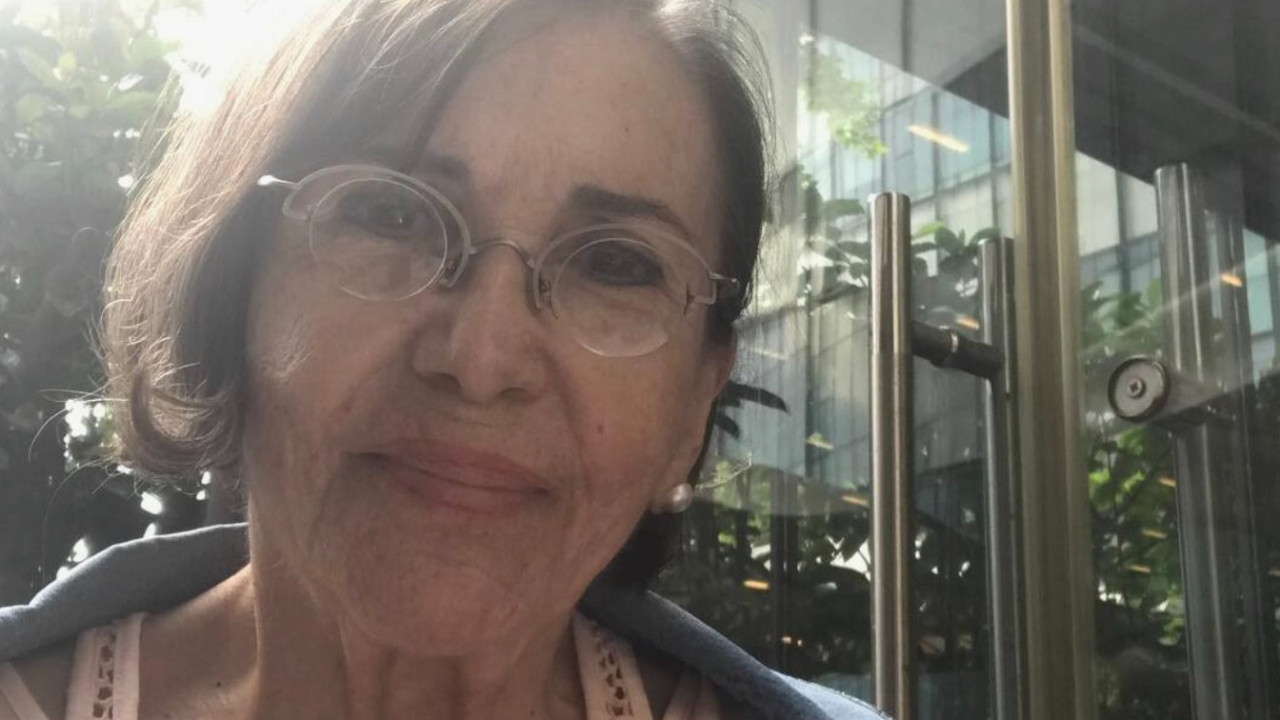 Gül Onat'tan sağlık durumuna ilişkin açıklama! "Dualarınızı bekliyorum"