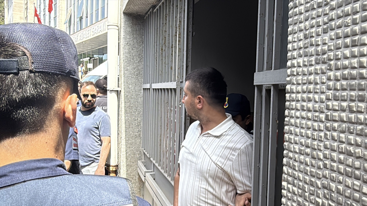 Zonguldak'ta "yüksek sesle müzik dinleme" yüzünden tartıştığı kişiyi öldüren sanığa müebbet hapis