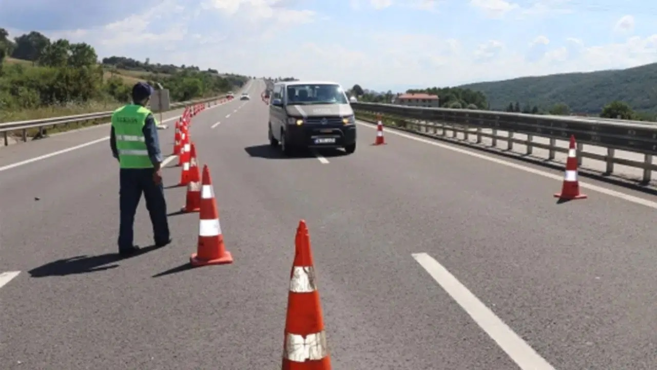 Yola çıkacaklar dikkat! İşte kara yollarında son durum...