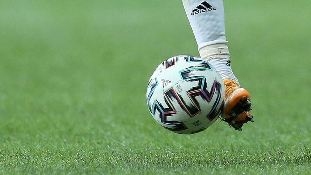 Başakşehir'de sözleşmesi sona eren Brezilyalı futbolcu ile yollar ayrıldı