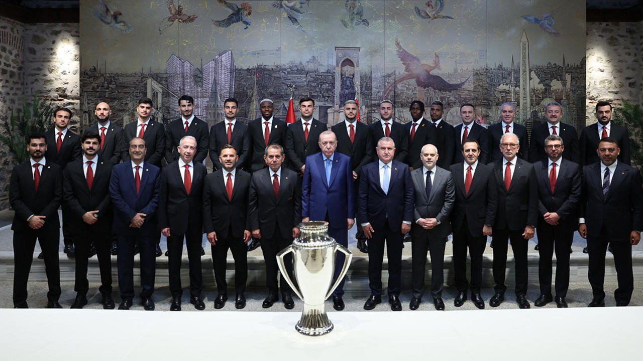 Cumhurbaşkanı Erdoğan Süper Lig şampiyonu Galatasaray'ı kabul etti