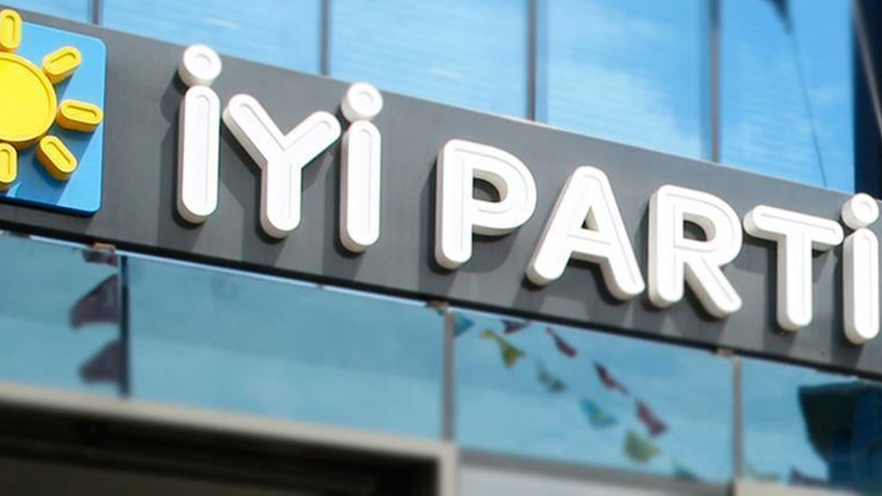 İyi Parti'de istifa! Sosyal medya hesabından böyle duyurdu