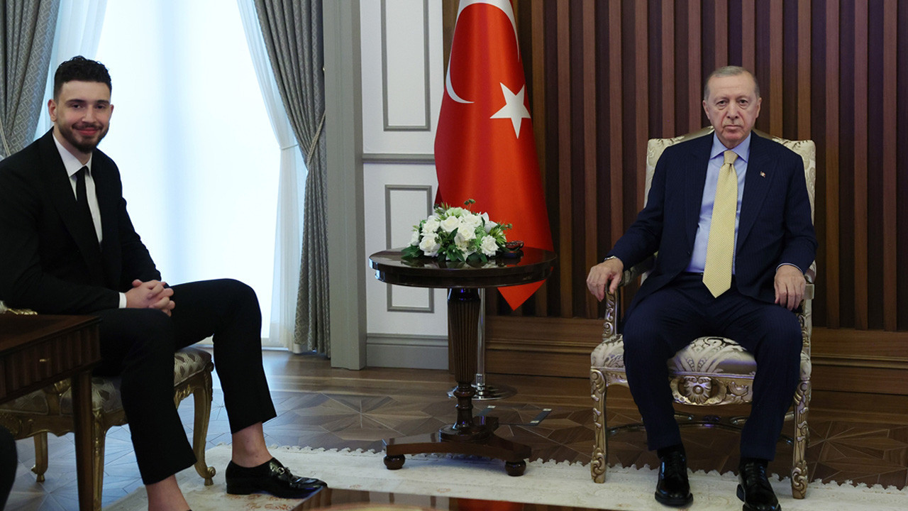 Cumhurbaşkanı Erdoğan, Alperen Şengün'ü kabul etti