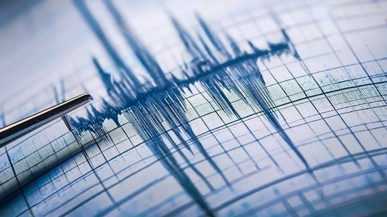 5,6 büyüklüğündeki deprem! Vali son durumu açıkladı: 74 kişi hastanelere başvurdu