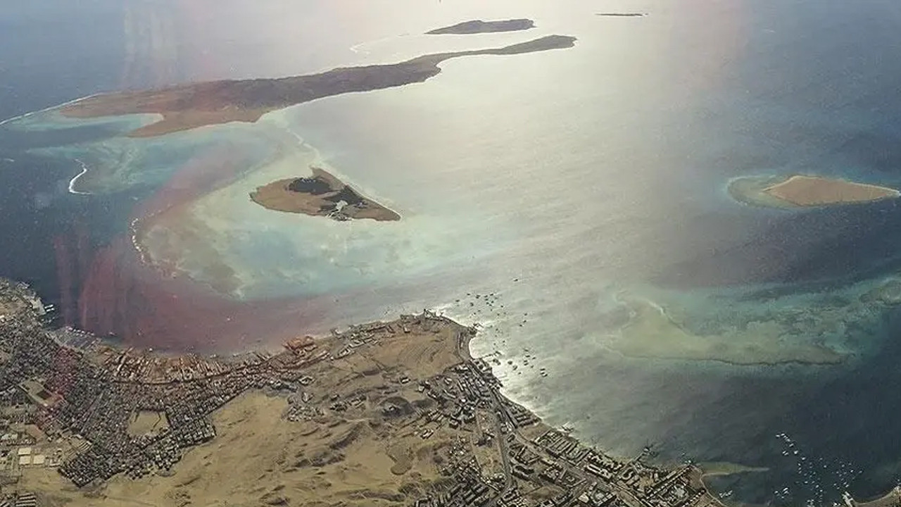 İran, Hürmüz Boğazı’nda denetim altındaki sınırları açıkladı