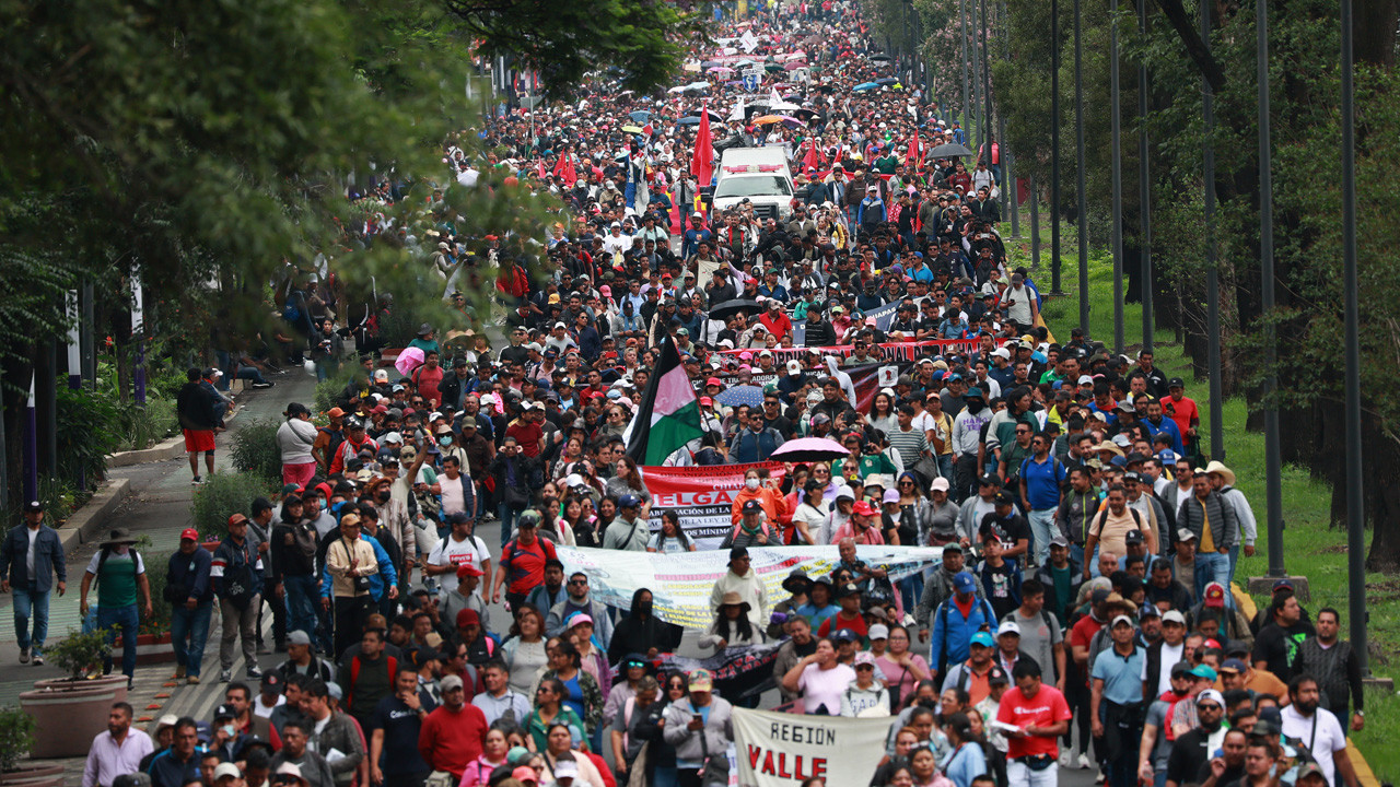 Dünya Kupası açılış maçı öncesi Mexico City'de protestolar gündemde