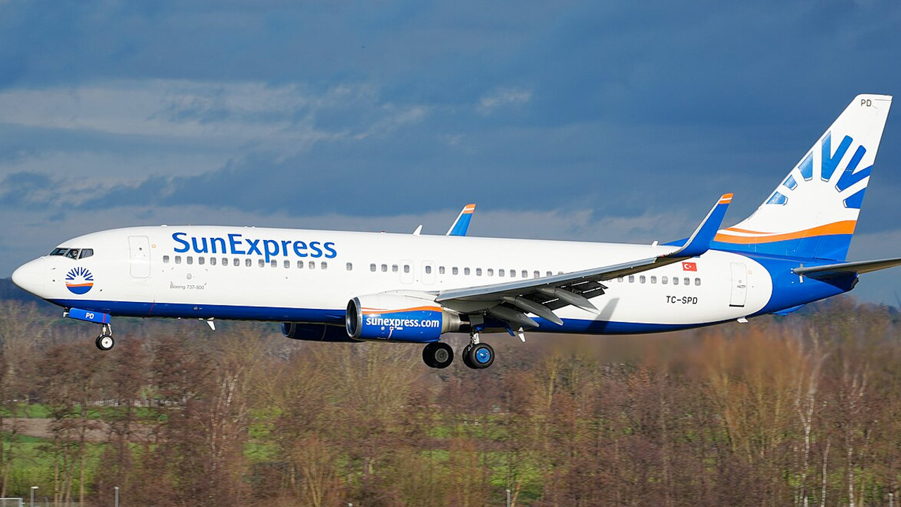 SunExpress'ten lastiği patlayan uçağa ilişkin açıklama