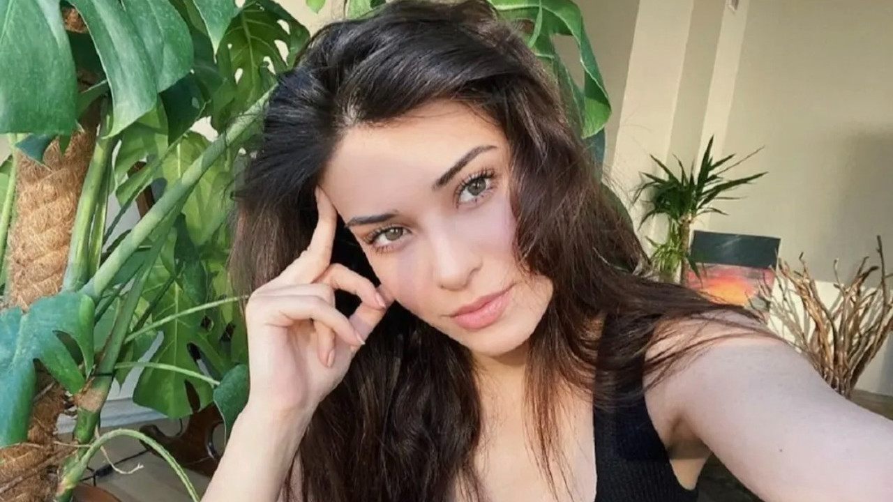 Devrim Özkan'dan doğal güzellik! Makyajsız haline beğeni yağdı...