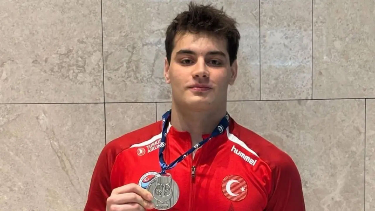 Tarihi gurur! Milli sporcumuz dünya ikincisi