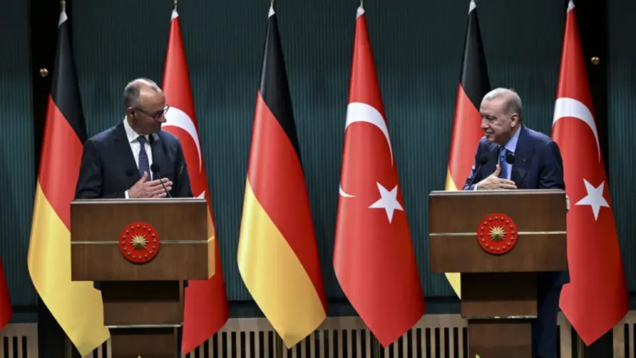 NATO Zirvesi'ne sayılı günler kala Erdoğan Merz ile görüştü!