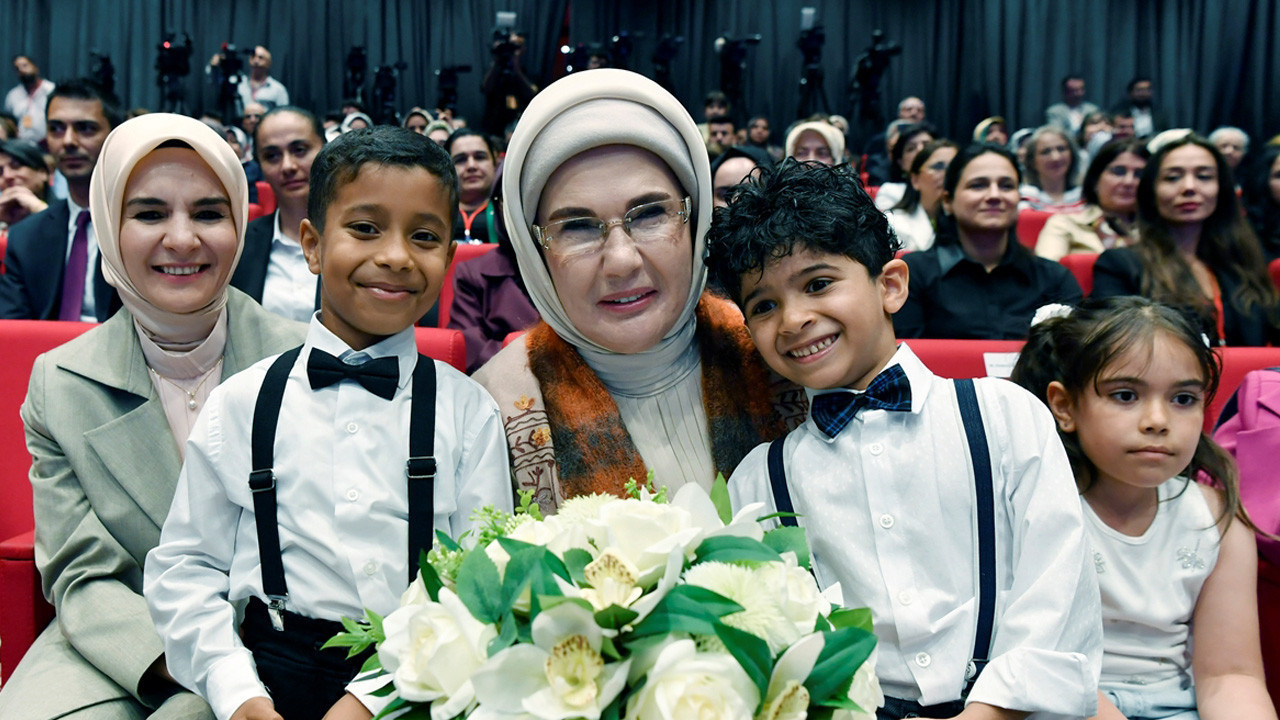 Emine Erdoğan'dan "Gönül Elçileri Koruyucu Aile Vizyon Çalıştayı Kapanış Programı"na ilişkin paylaşım