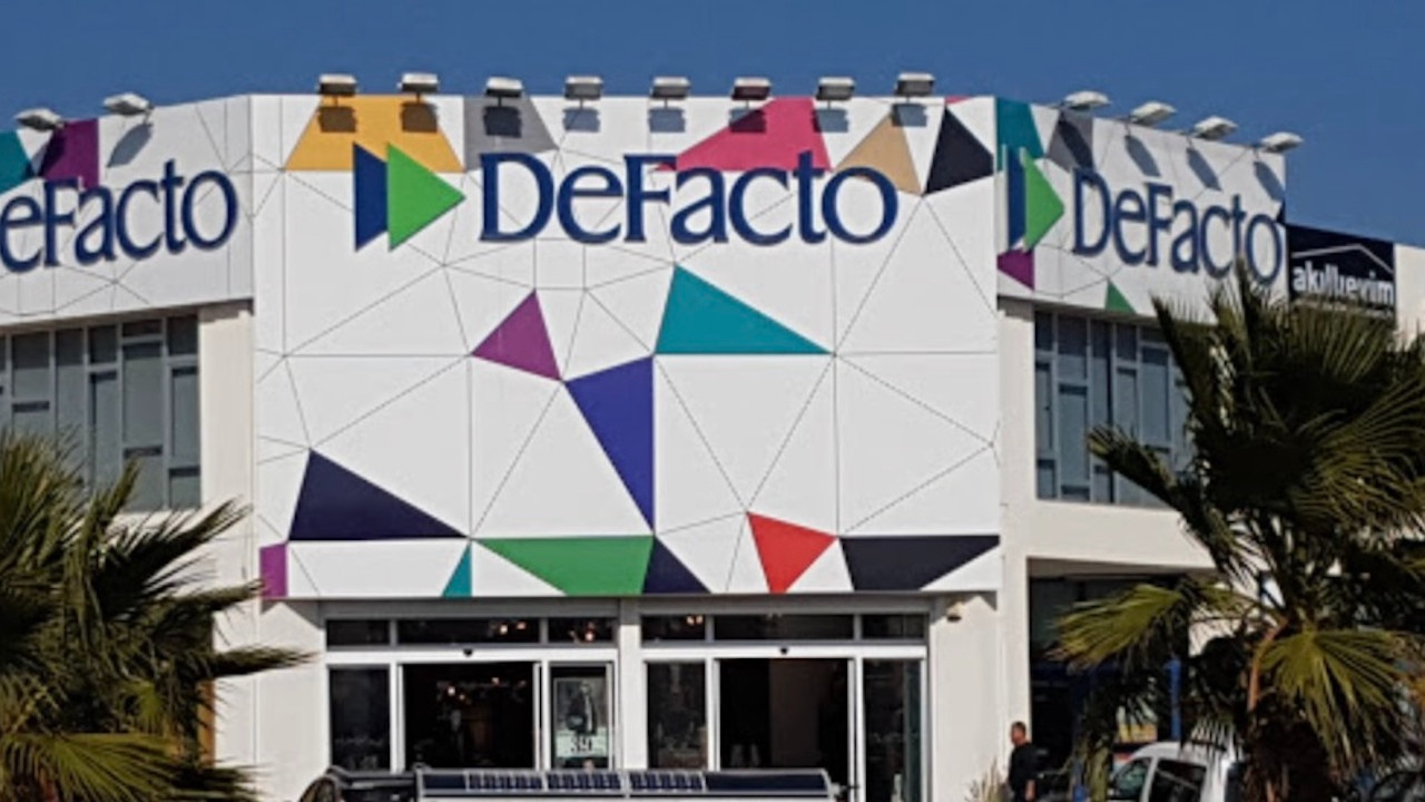 DeFacto "LilyRose x DeFacto Plaj Koleksiyonu"na büyük ilgi