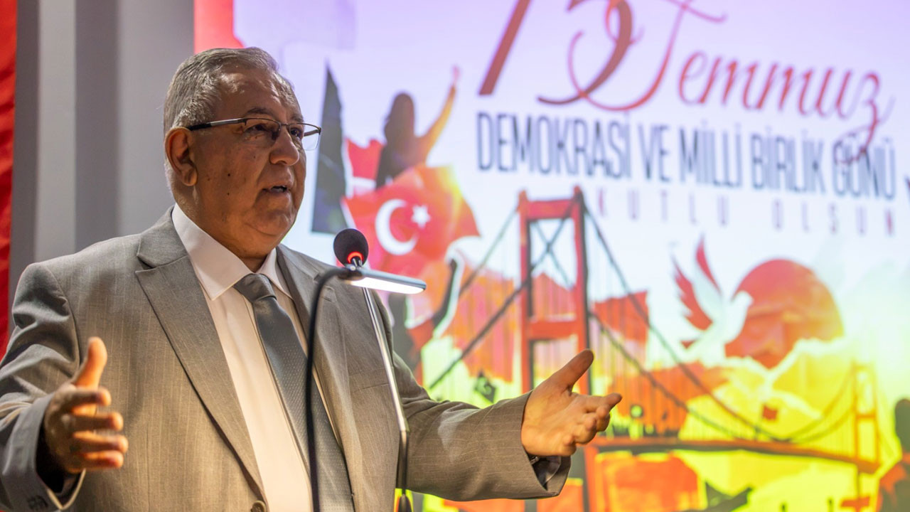 15 Temmuz anmasına rektörün gözyaşları damga vurdu