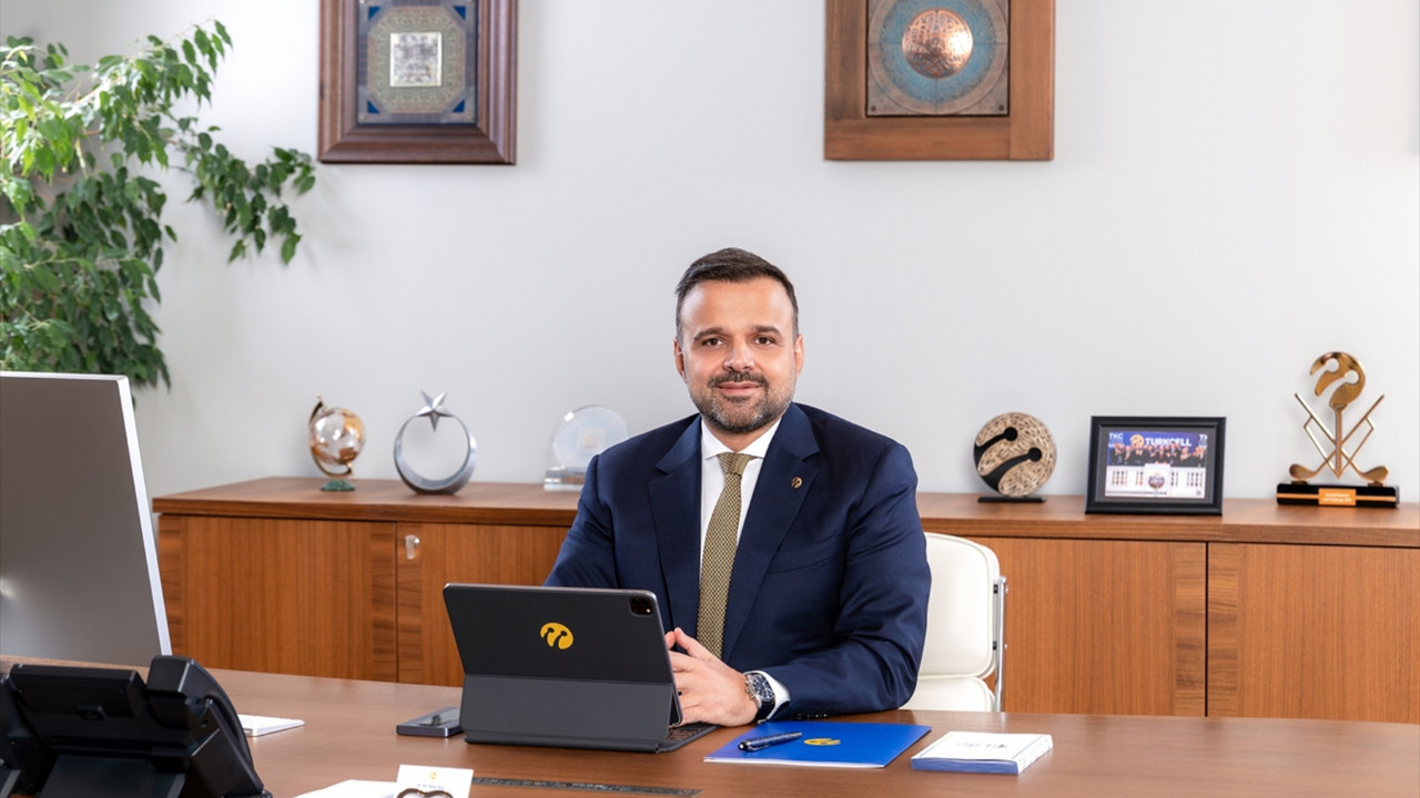 Turkcell'in 5G ve ağ dilimleme teknolojisiyle robotik cerrahi işlemi gerçekleştirildi
