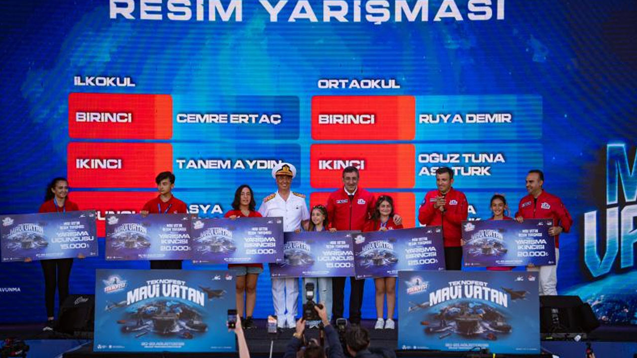 TEKNOFEST Mavi Vatan kapsamındaki yarışmalarda ödüller sahiplerini buldu
