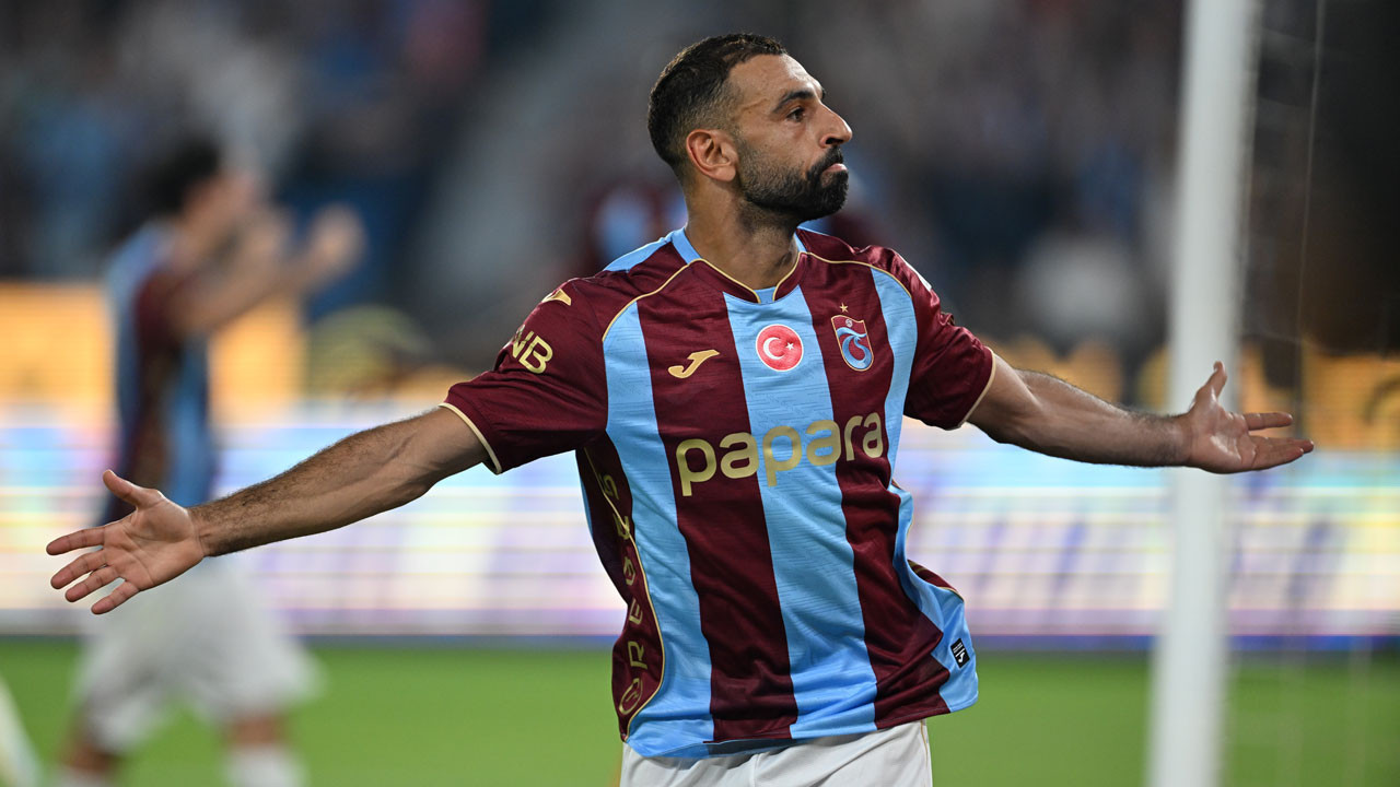 Trabzonspor sahasında Başakşehir'i 2-1 mağlup etti