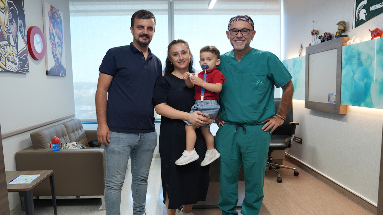 2 yaşındaki Aras’ın nefes alma mücadelesi: Soluk borusundaki darlık balon ve lazerle açıldı