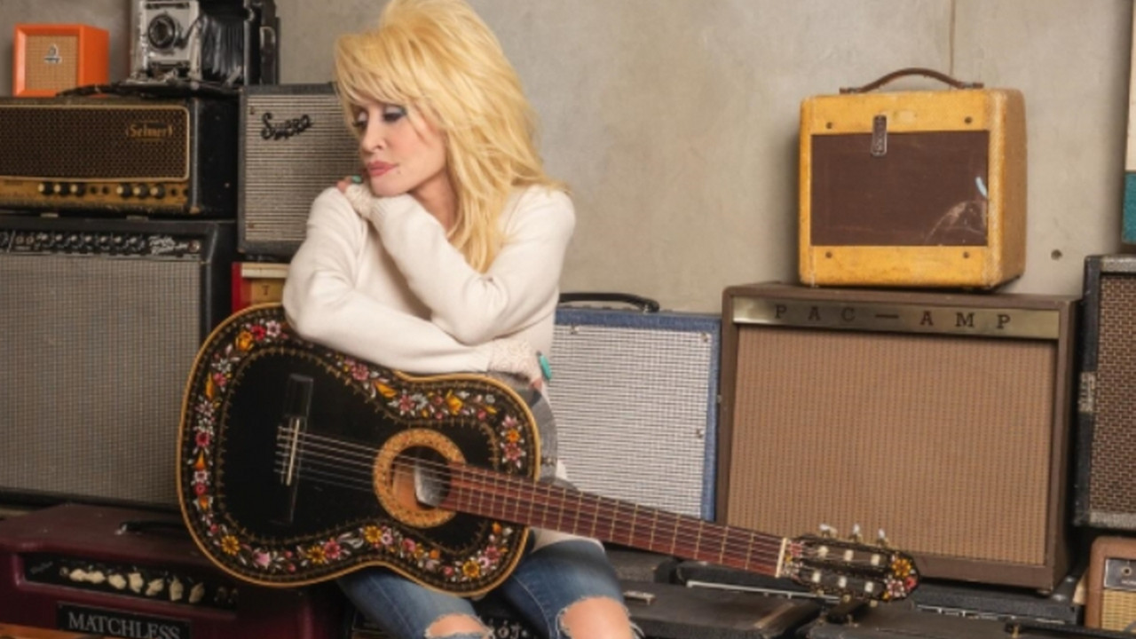 Dolly Parton 80 yaşında hayatını kaybetti